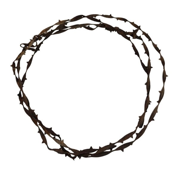 Rustic Vintage Barbed Wire Wreath Garland - 3 Loops - Industrial Farmhouse Count - Picture 2 of 6